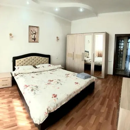 Elegance Apartment Chisinau Center Close To Stefan Cel Mare Exterior foto